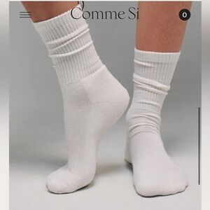 Comme Si merino-nylon tube socks in white